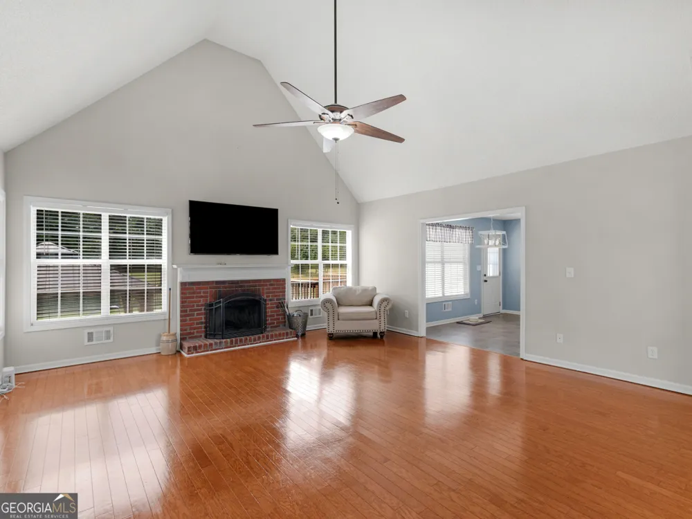 420 Colvin DR Locust Grove, GA 30248