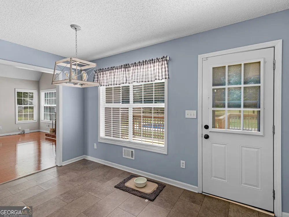 420 Colvin DR Locust Grove, GA 30248