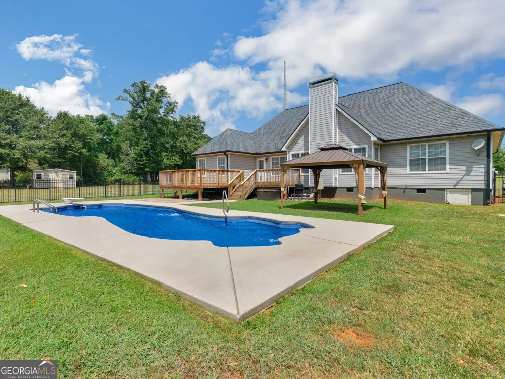 420 Colvin DR Locust Grove, GA 30248