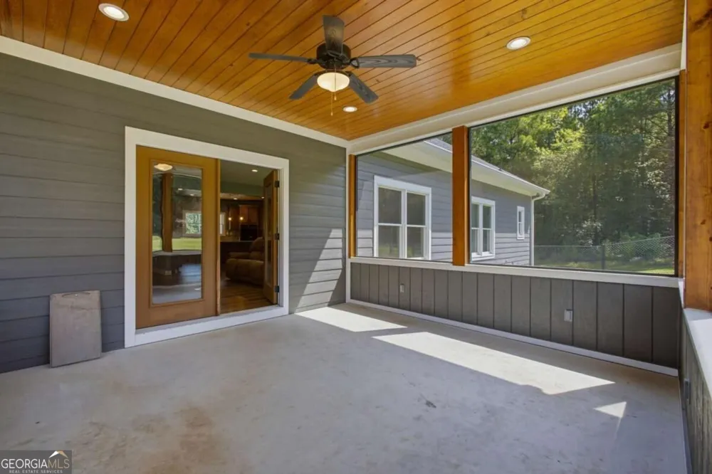 368 Pine RD Rockmart, GA 30153