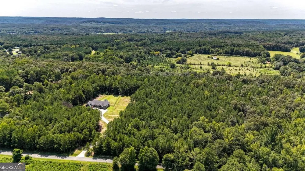 368 Pine RD Rockmart, GA 30153