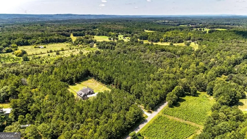 368 Pine RD Rockmart, GA 30153