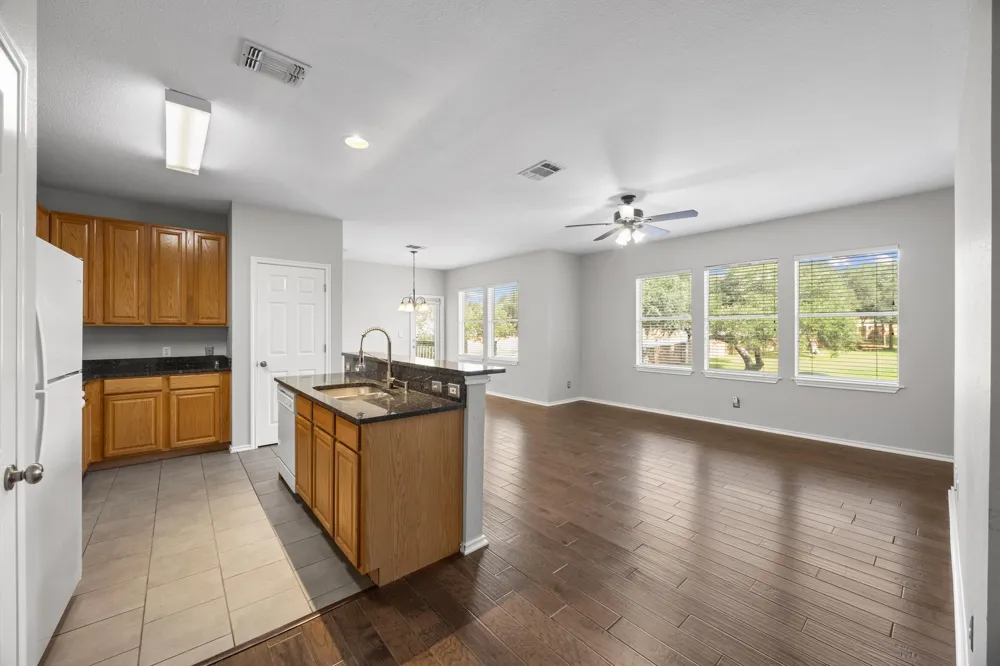 7501 Shadowridge Run #102 Austin, TX 78749