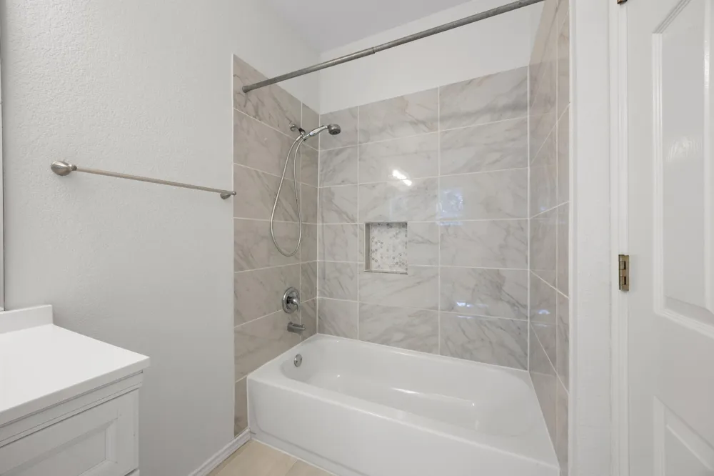 7501 Shadowridge Run #102 Austin, TX 78749