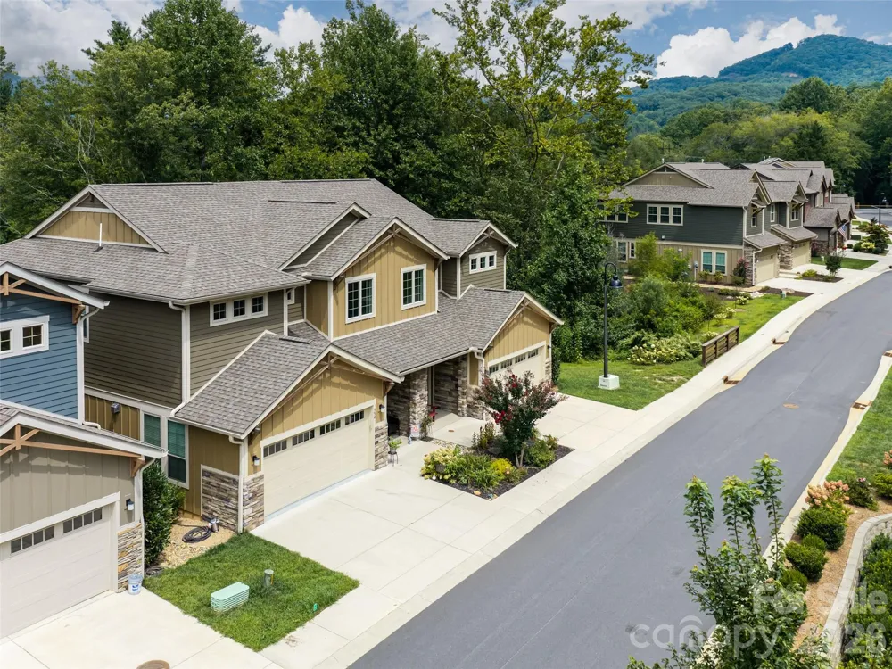 554 Sweet Birch Park Lane Black Mountain, NC 28711