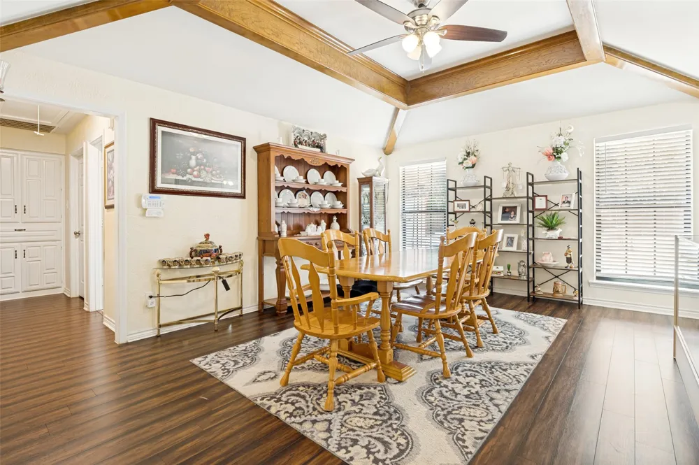 300 Monica Street Glenn Heights, TX 75154