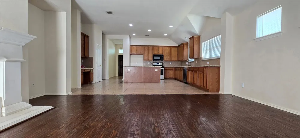 2700 Canyon Bay McKinney, TX 75072
