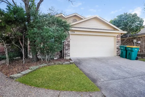 1396 Chinaberry Drive