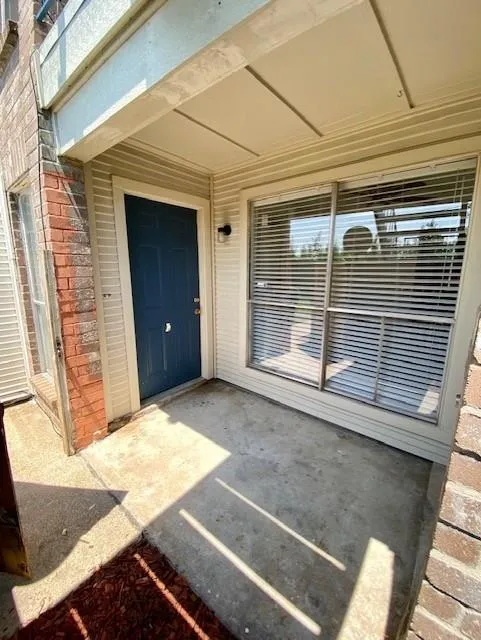 3900 Woodchase Drive #111 Houston, TX 77042