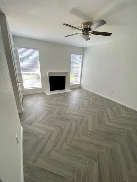3900 Woodchase Drive #111 Houston, TX 77042