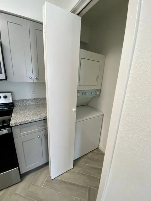 3900 Woodchase Drive #111 Houston, TX 77042