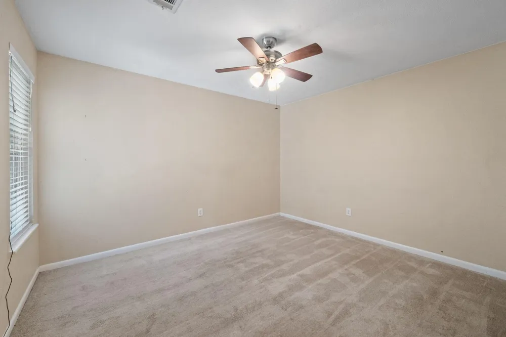408 Foxmeadow Lane Cleveland, TX 77327