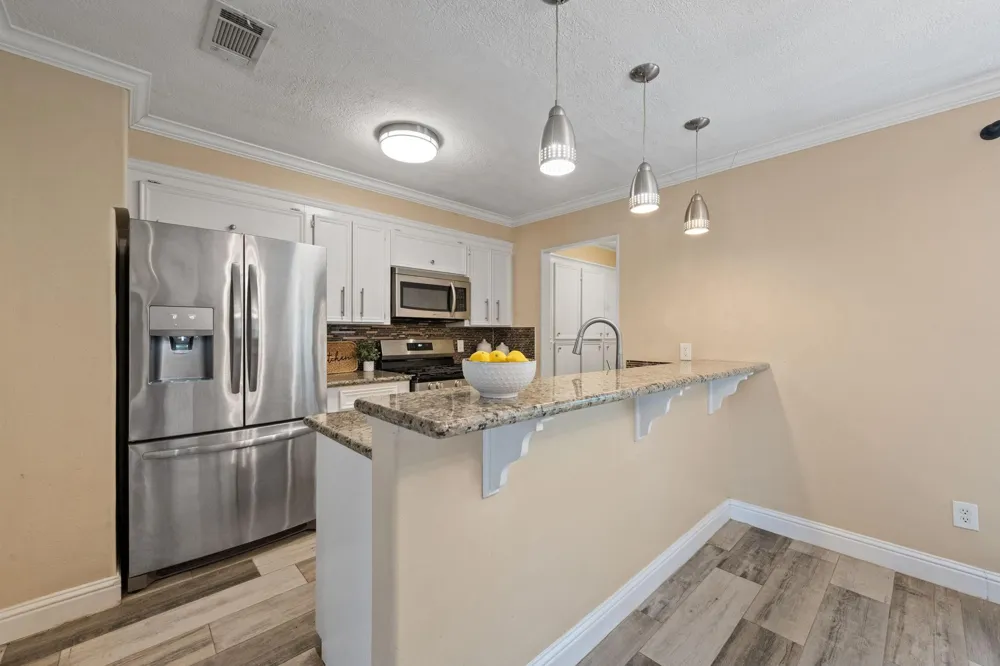408 Foxmeadow Lane Cleveland, TX 77327