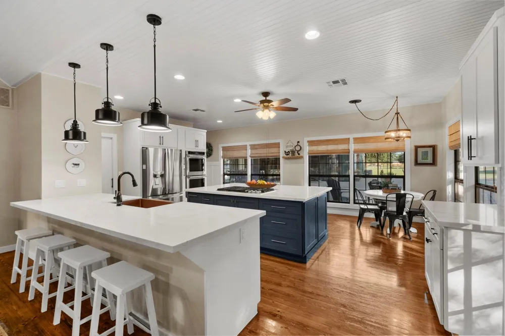 13319 Colony Road Needville, TX 77461