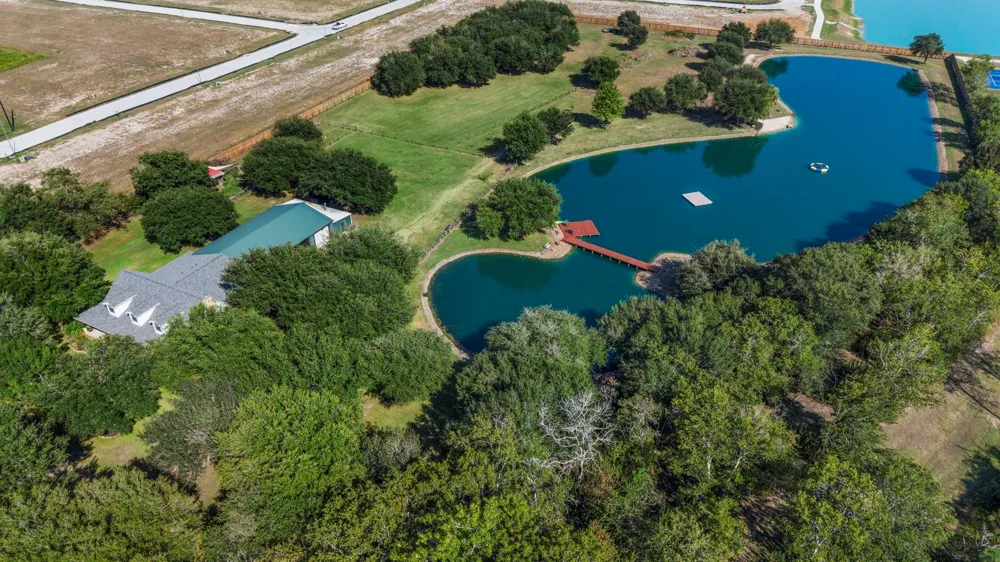 13319 Colony Road Needville, TX 77461