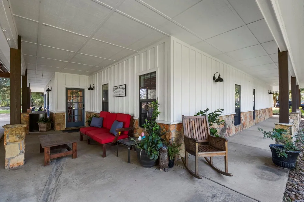 13319 Colony Road Needville, TX 77461