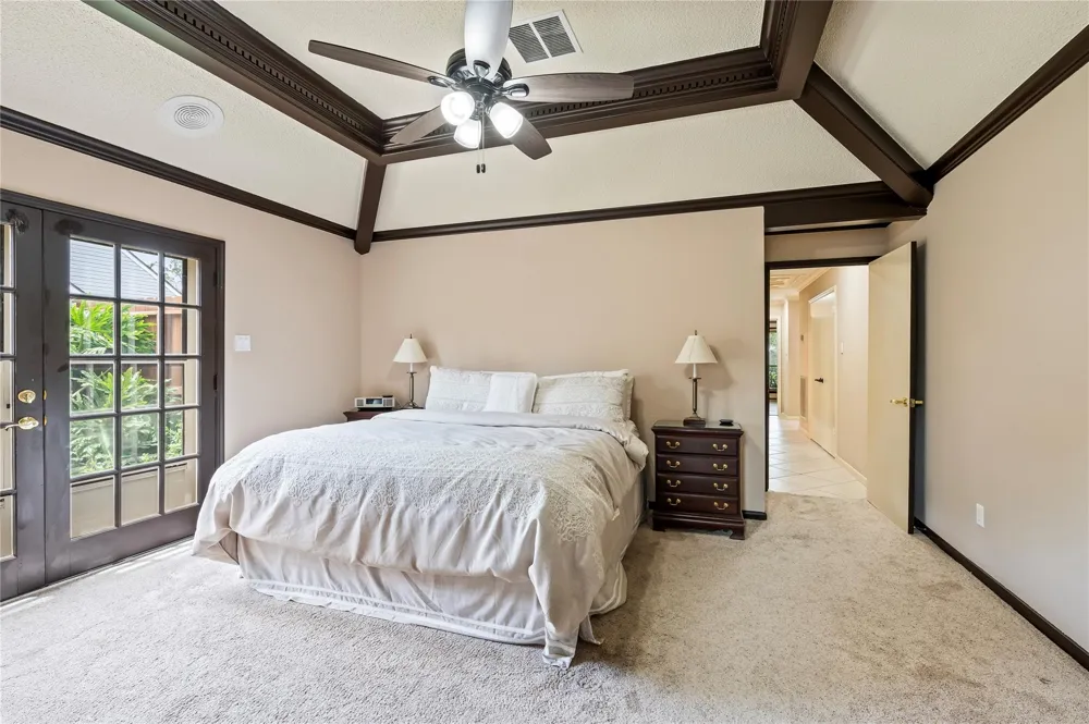 1603 White Wing Circle Friendswood, TX 77546