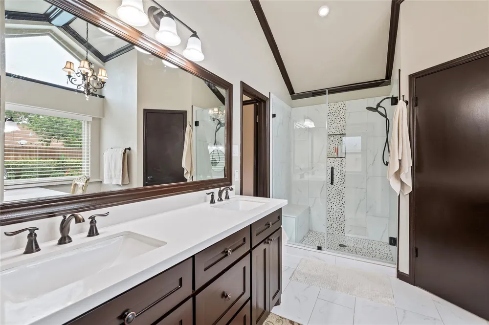 1603 White Wing Circle Friendswood, TX 77546