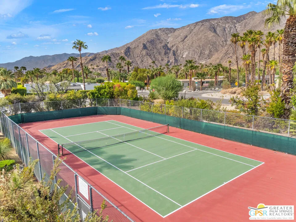 357 W Mariscal Road Palm Springs, CA 92262