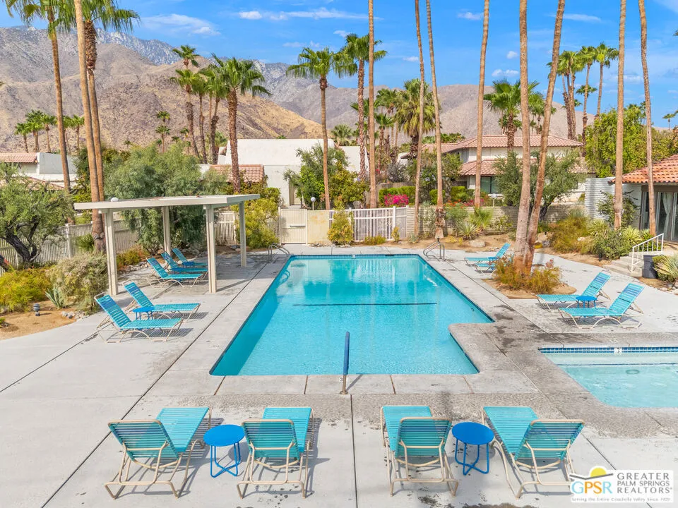 357 W Mariscal Road Palm Springs, CA 92262