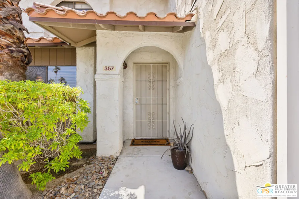 357 W Mariscal Road Palm Springs, CA 92262