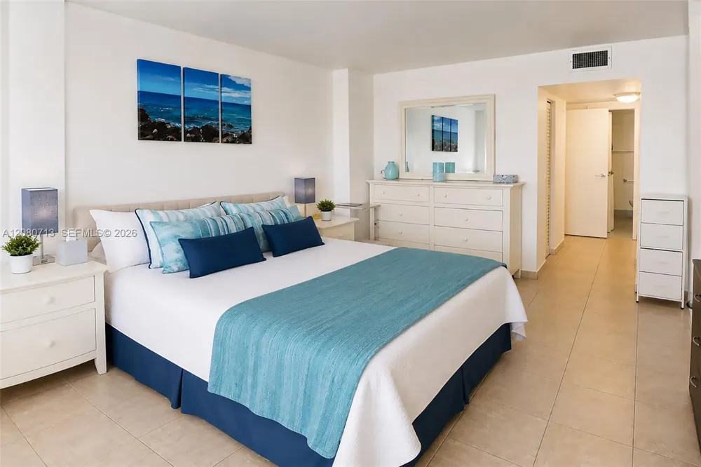 2301 S Ocean Dr #1206 Hollywood, FL 33019