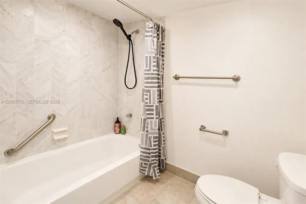 2301 S Ocean Dr #1206 Hollywood, FL 33019