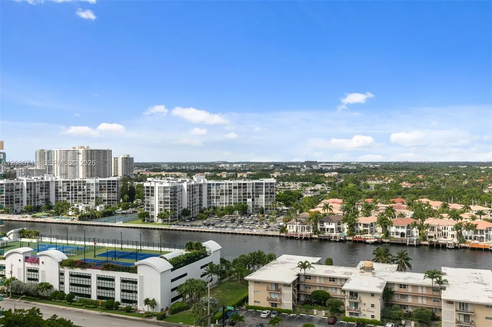 2301 S Ocean Dr #1206 Hollywood, FL 33019