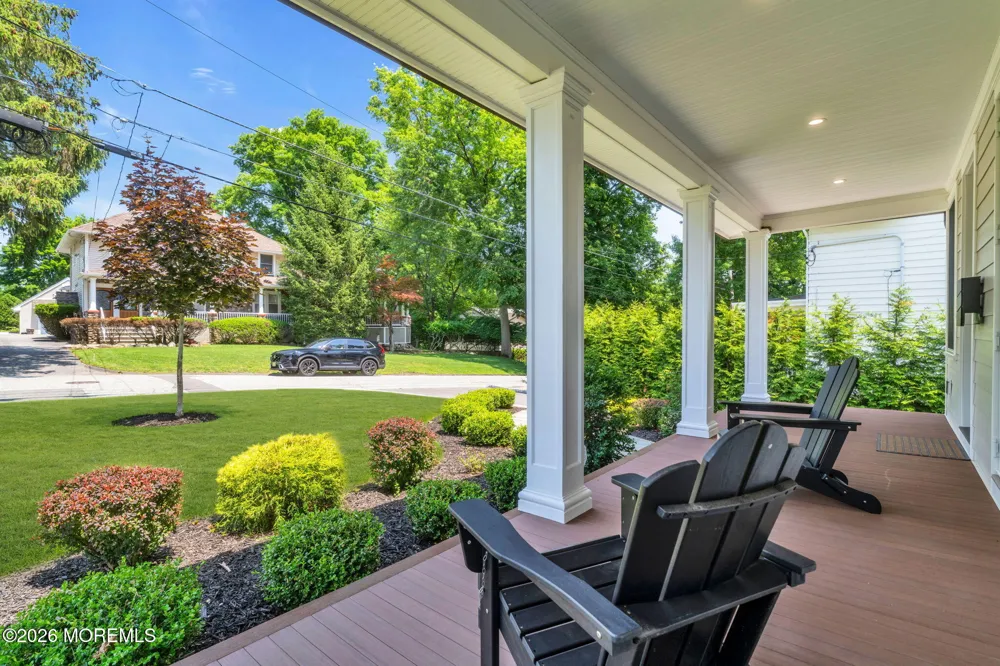 16 Storms Avenue Park Ridge, NJ 07656