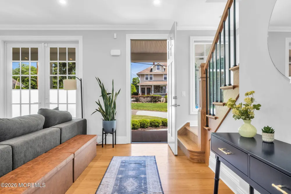 16 Storms Avenue Park Ridge, NJ 07656