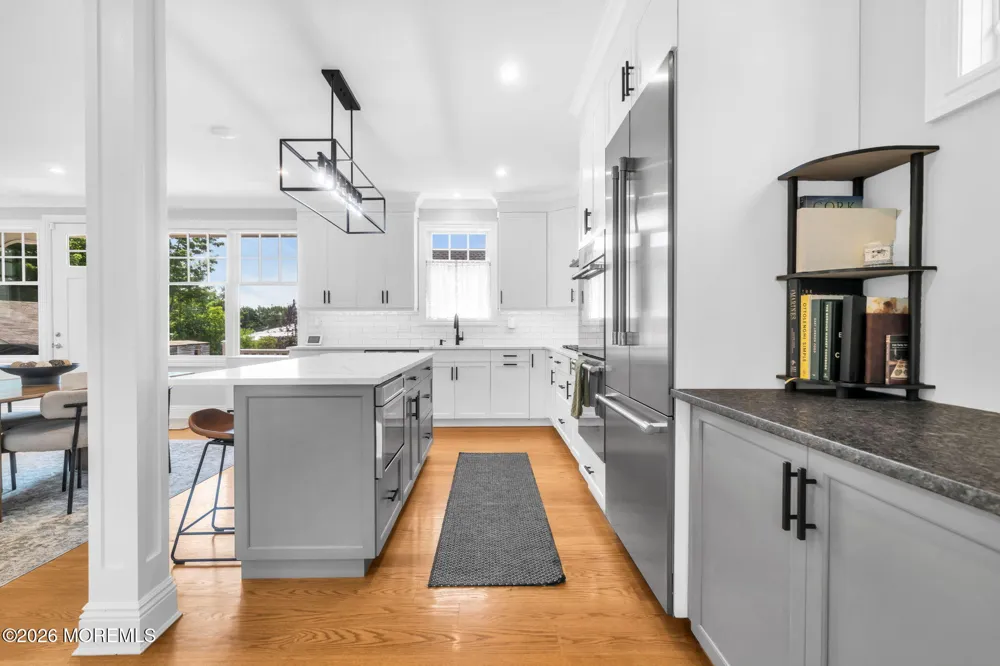 16 Storms Avenue Park Ridge, NJ 07656