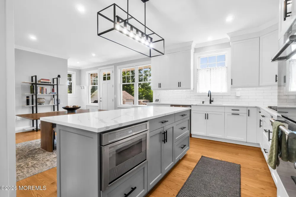 16 Storms Avenue Park Ridge, NJ 07656