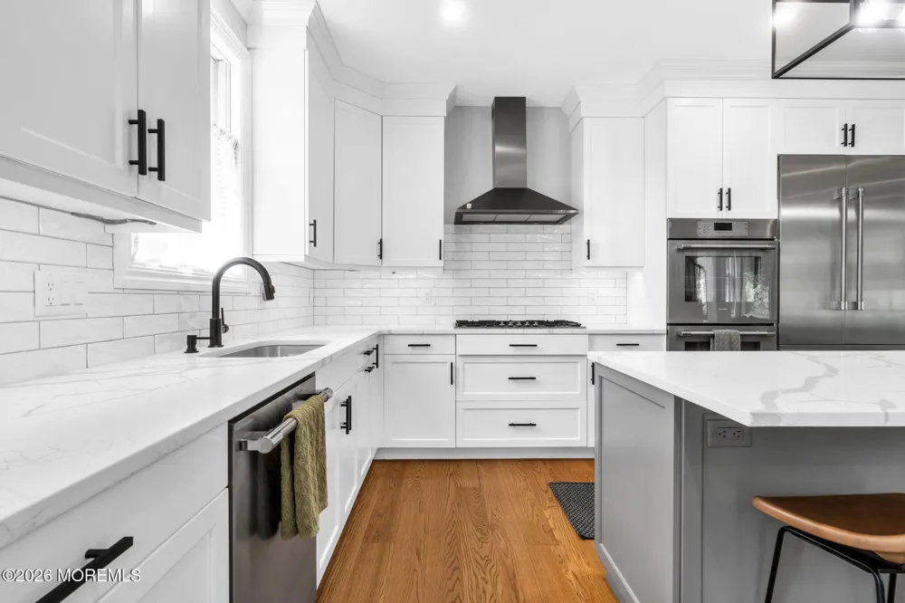 16 Storms Avenue Park Ridge, NJ 07656