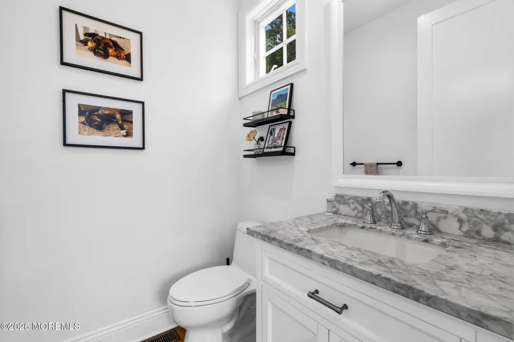 16 Storms Avenue Park Ridge, NJ 07656