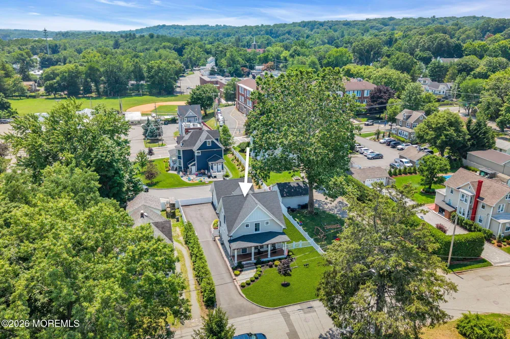 16 Storms Avenue Park Ridge, NJ 07656