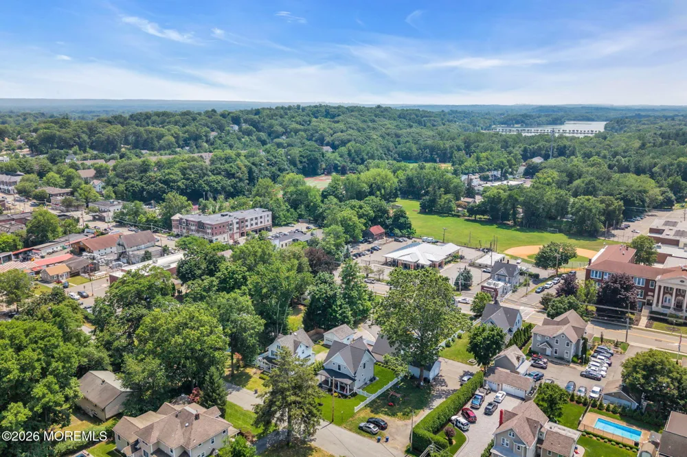 16 Storms Avenue Park Ridge, NJ 07656