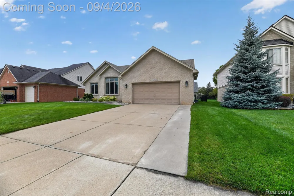 46743 Landings Drive Macomb Township, MI 48044