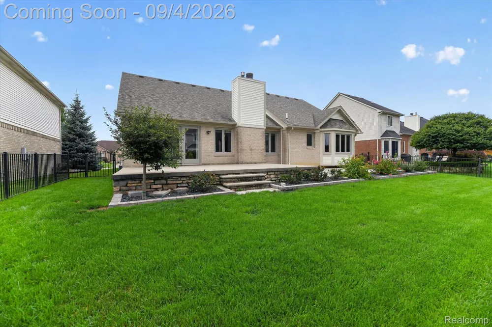 46743 Landings Drive Macomb Township, MI 48044
