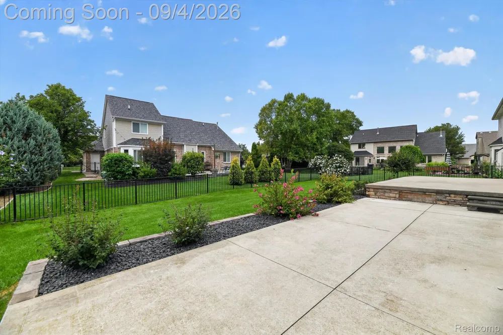 46743 Landings Drive Macomb Township, MI 48044