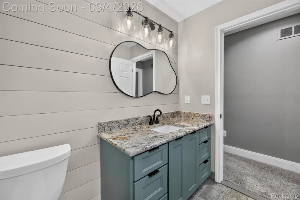 46743 Landings Drive Macomb Township, MI 48044