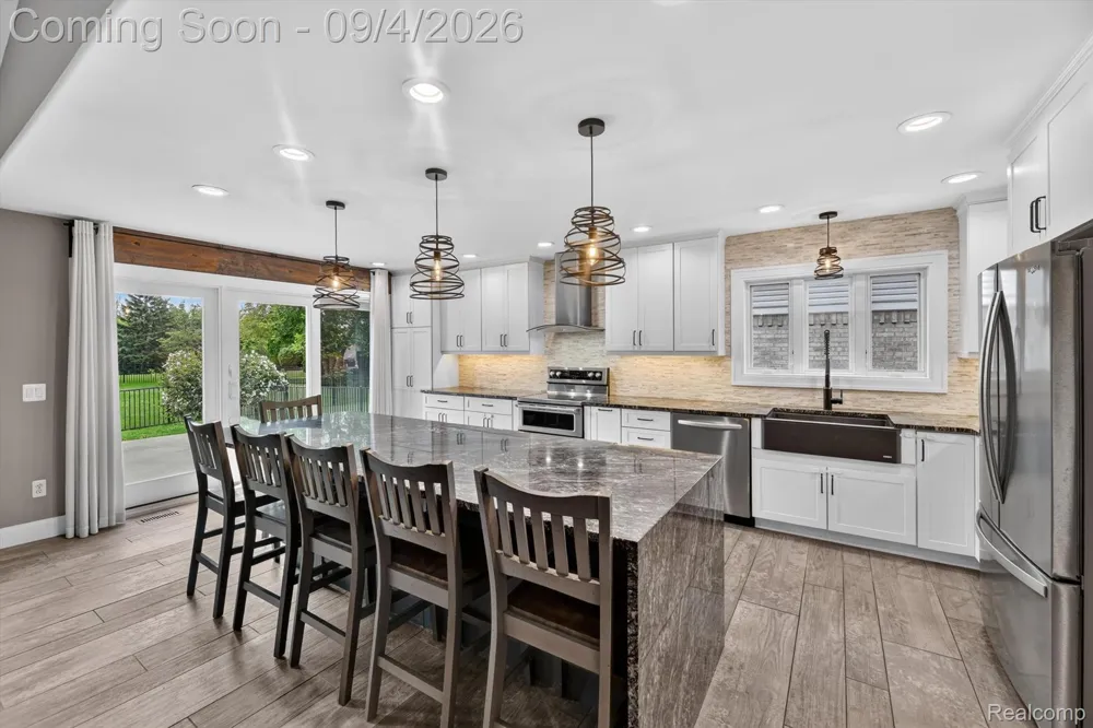 46743 Landings Drive Macomb Township, MI 48044