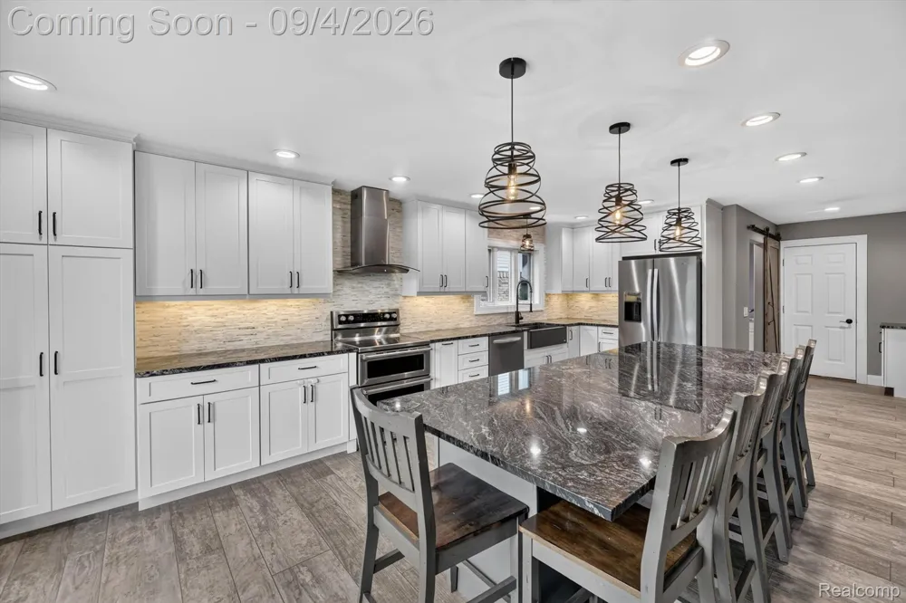 46743 Landings Drive Macomb Township, MI 48044
