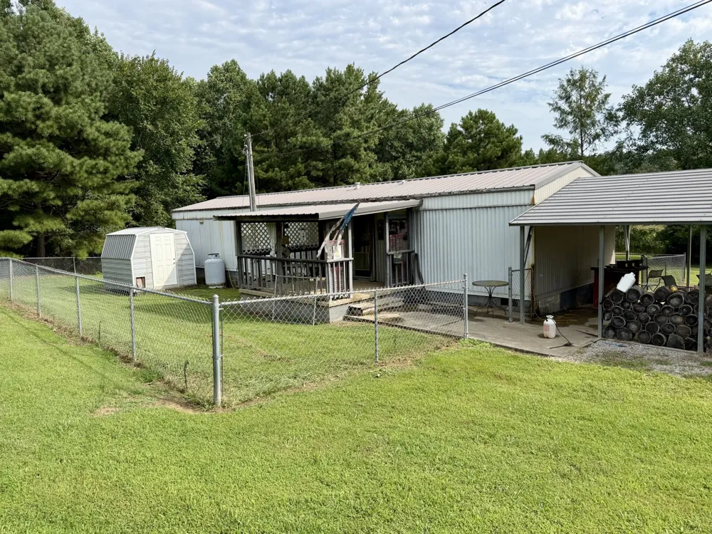 2181 Graham Cypress Rd Greenville, KY 42345