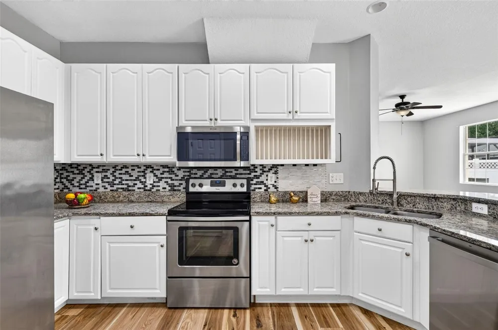 7046 PENTA PLACE Wesley Chapel, FL 33545