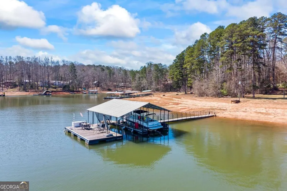 572 Imperial DR Martin, GA 30557