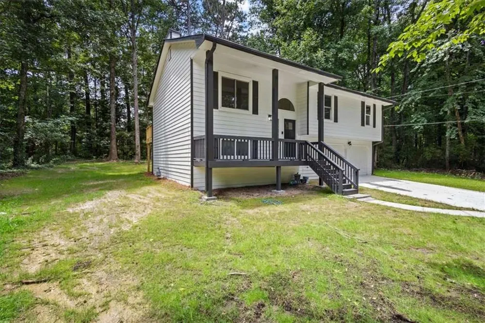 2152 Cedar Creek Lane Lithia Springs, GA 30122