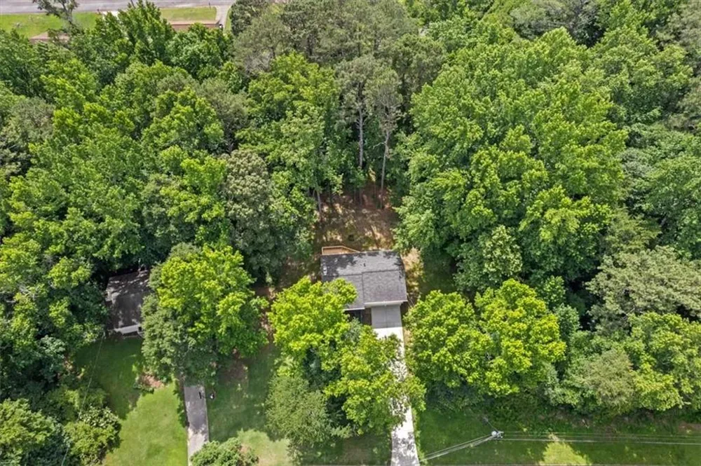 2152 Cedar Creek Lane Lithia Springs, GA 30122
