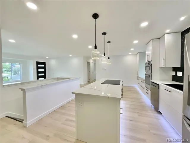 1221 S Ward Court Denver, CO 80228