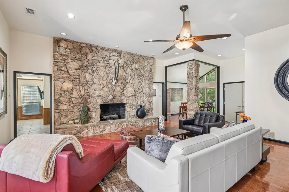 4203 Cobblers Lane Dallas, TX 75287