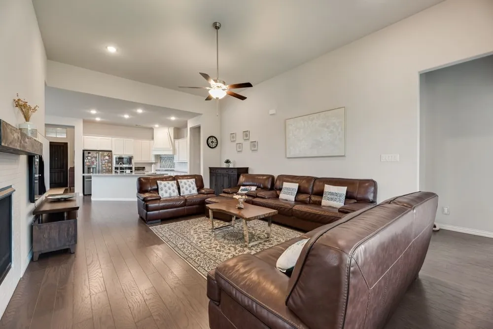 12444 Murray Lane Frisco, TX 75035